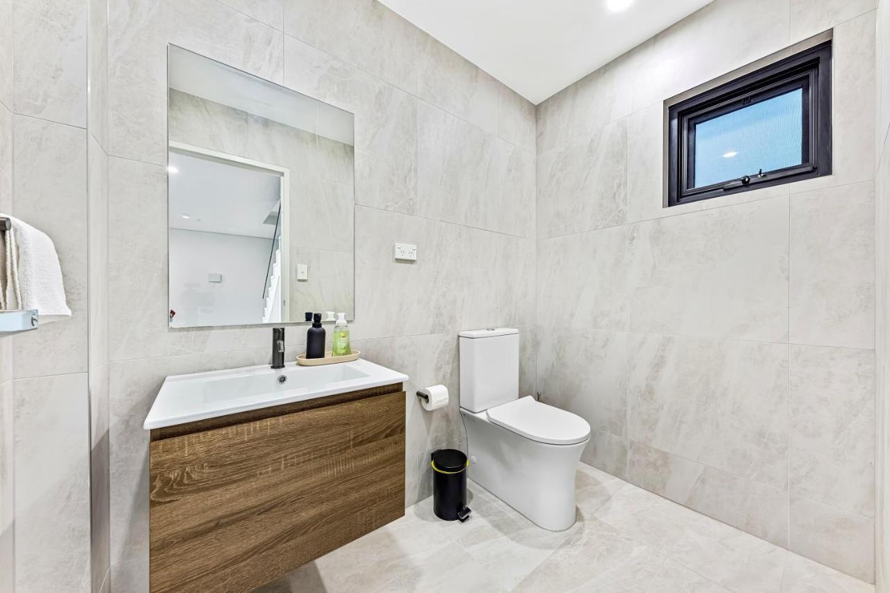Urban Oasis In Heart Of Homebush Sydney Exterior photo