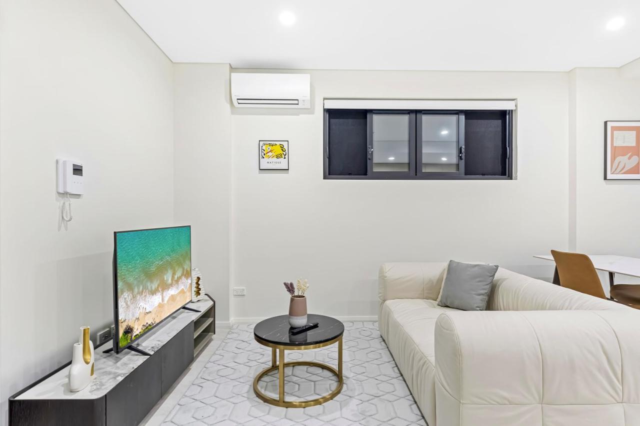 Urban Oasis In Heart Of Homebush Sydney Exterior photo
